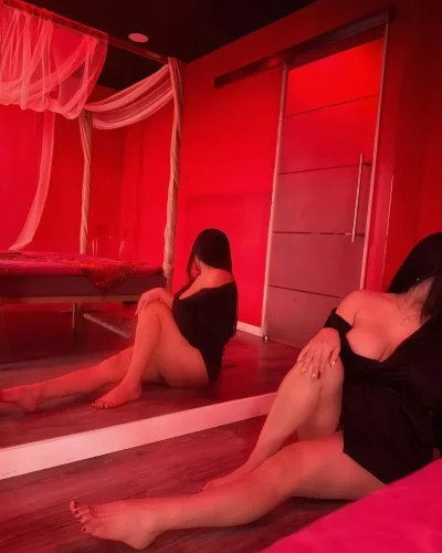 masaje sensual de lujo en Madrid en entorno elegante